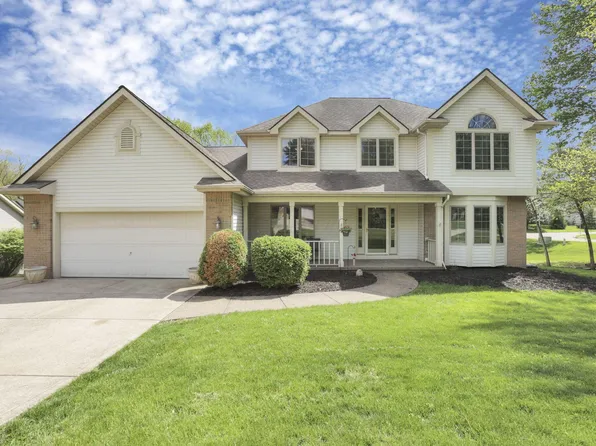 1365 Normandy Dr, Newark, OH 43055