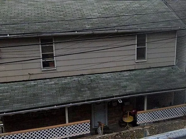 215 Grant St, Wall, PA 15148