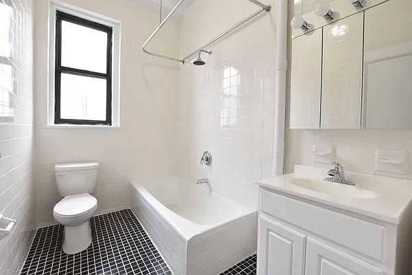 Rented by Bold New York | media 20