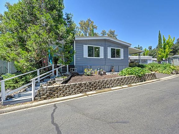 3rd image of 2867 Hidden Springs Cir