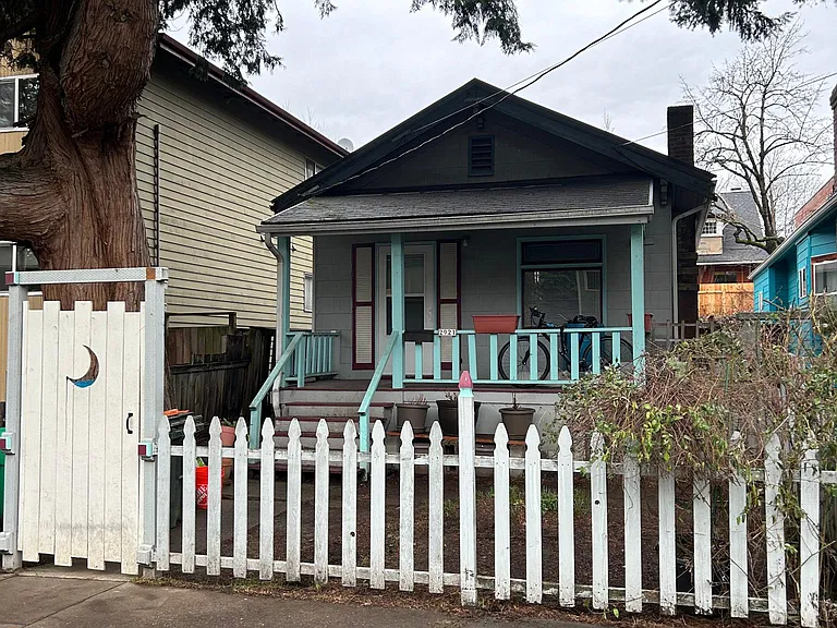 2921 SE Morrison St — Photo 8
