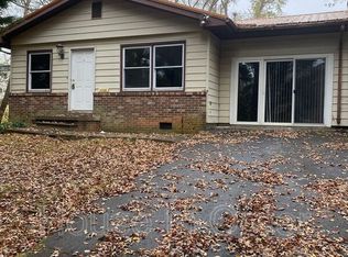 2008 Arlington Pl, Hendersonville, NC 28791