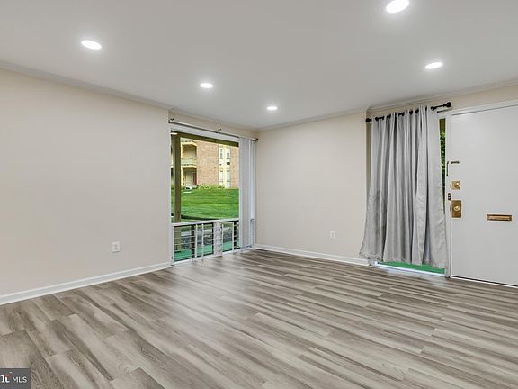 3rd image of 7135 Donnell Pl #A1