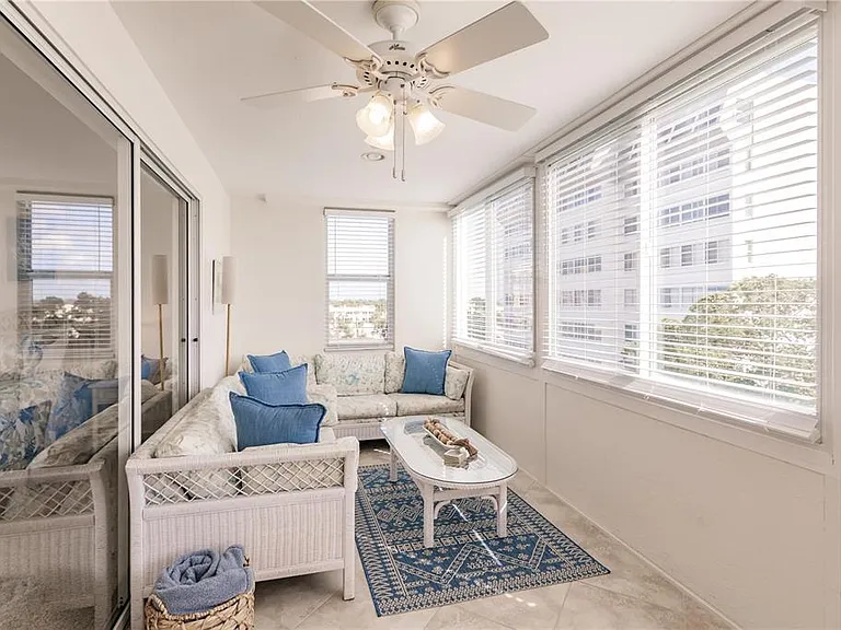 1055 W Peppertree Dr #405AA — Photo 30