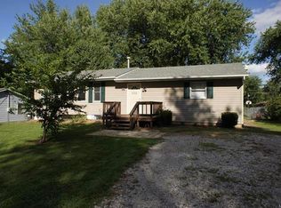 206 Sunset Dr, Bethalto, IL