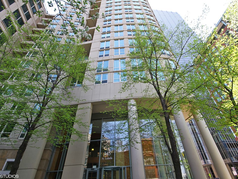 1st image of 345 N La Salle Dr APT 1703