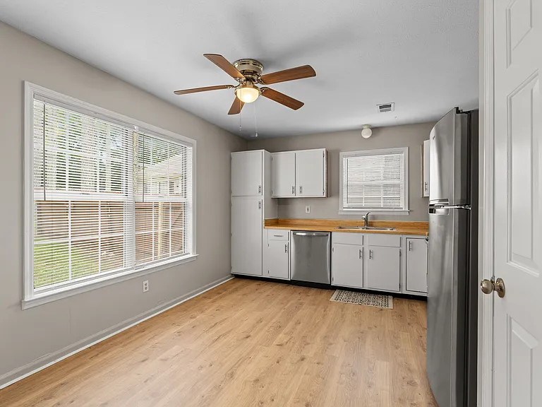 2822 Airwood Dr — Photo 10