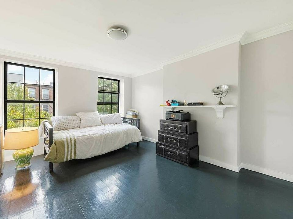 1st image of 286 Clifton Pl #3A