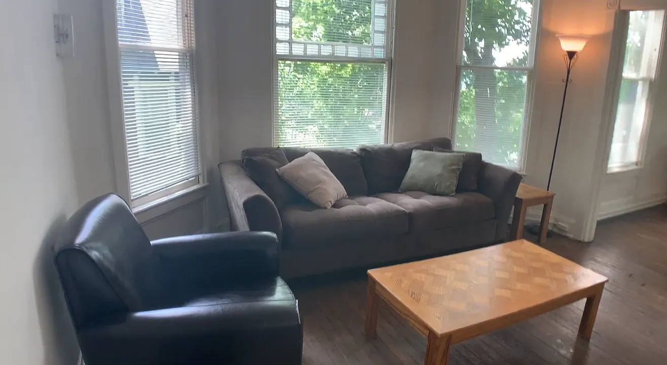 109 Dewitt Place - 4 — Photo 3