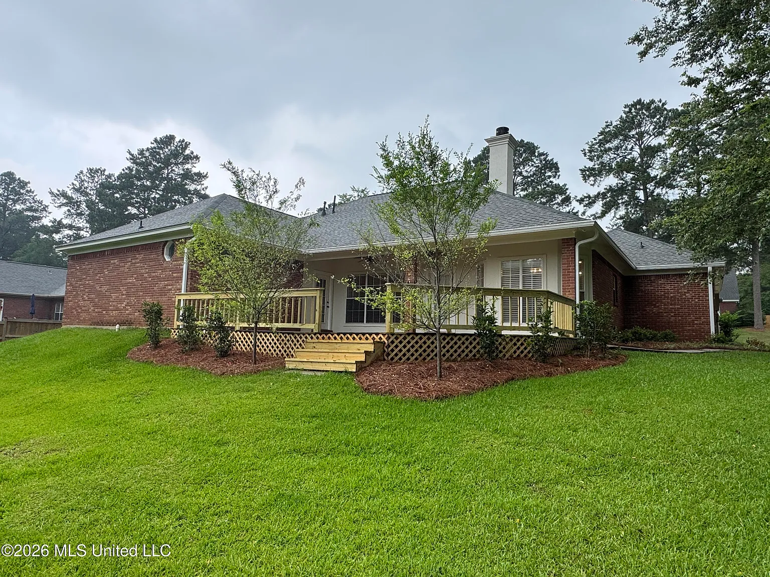 3 bed, 2.5 bath, 2223 sqft, $2,500 — Photo 4