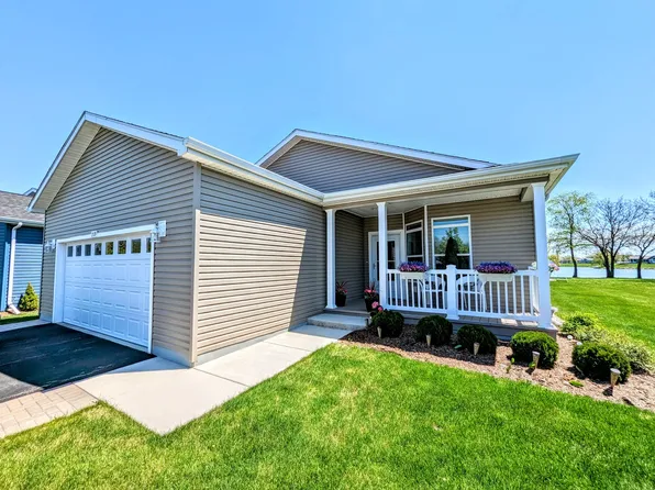 1519 Pharoah Ct, Grayslake, IL 60030