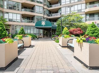 GATES OF GUILDWOODD, Toronto, ON M1E 5B6