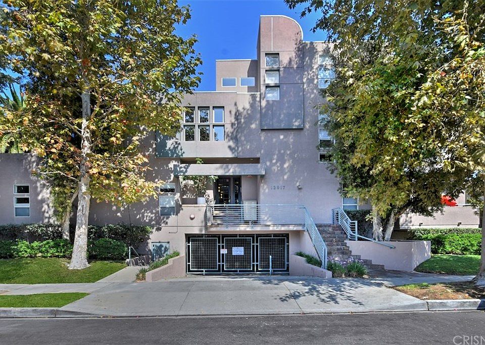1st image of 12917 Valleyheart Dr Unit 10