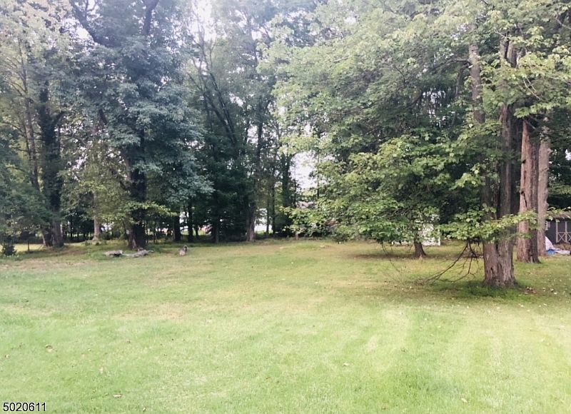 2nd image of 16 Bryant Dr