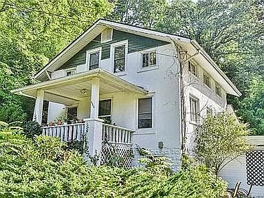 2nd image of 686 Monte Vista Rd