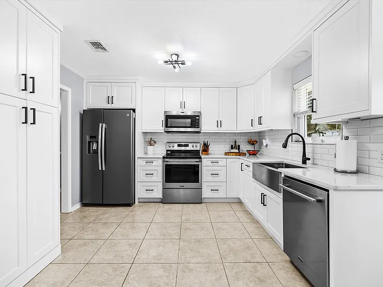 4095 Gaugin St — Photo 8
