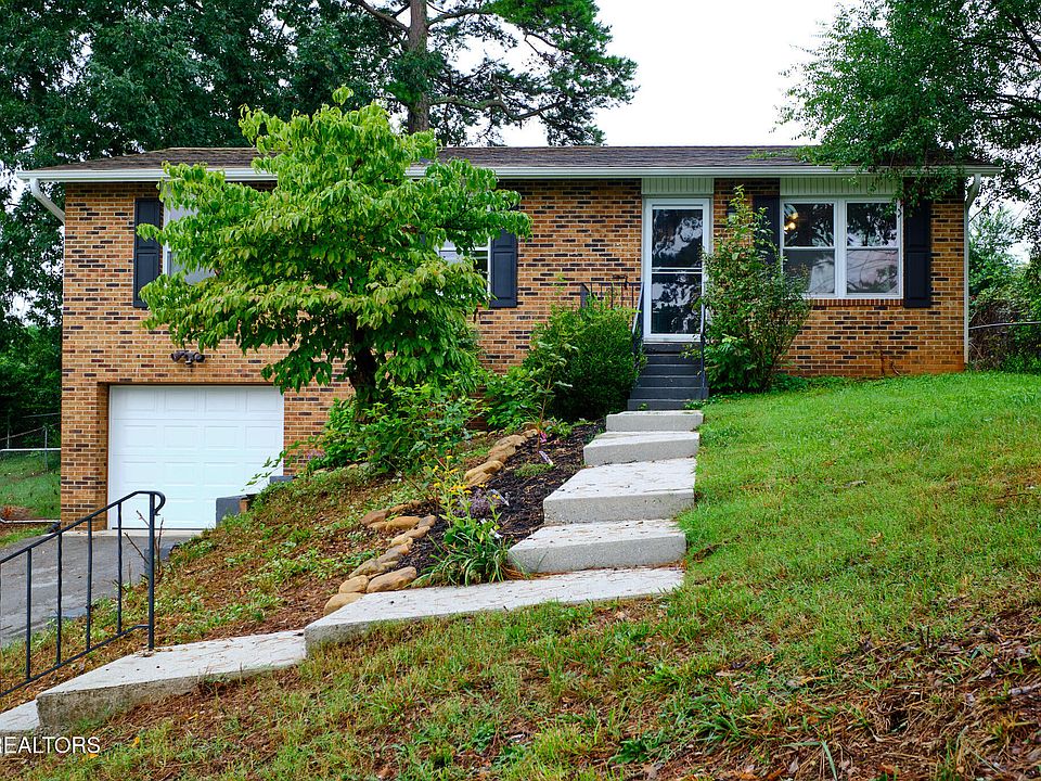 1st image of 5408 Malmsbury Rd