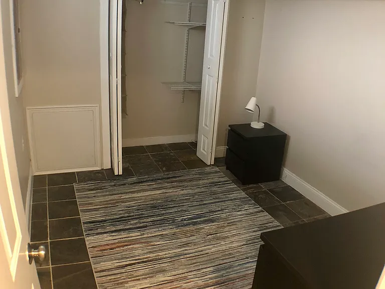 27 N Glover St — Photo 4