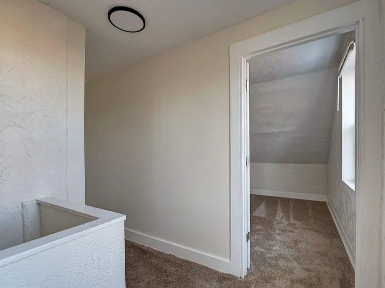 9701 Heath Ave — Photo 17