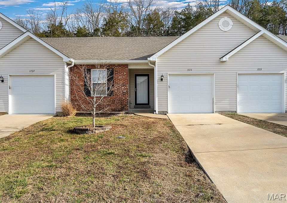 1st image of 1735 Lexington Pl