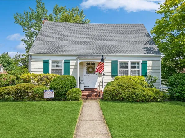 535 Georgia Street, South Hempstead, NY 11550