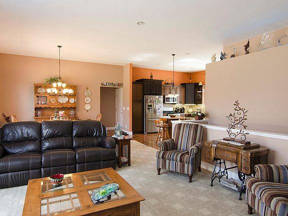 5th image of 3850 Darcliff Ln