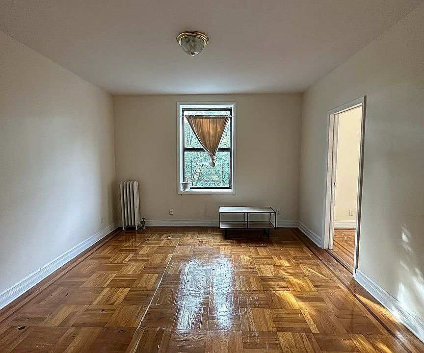 1st image of 8200 Bay Pkwy #4