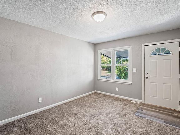 5th image of 3807 Washington Ave
