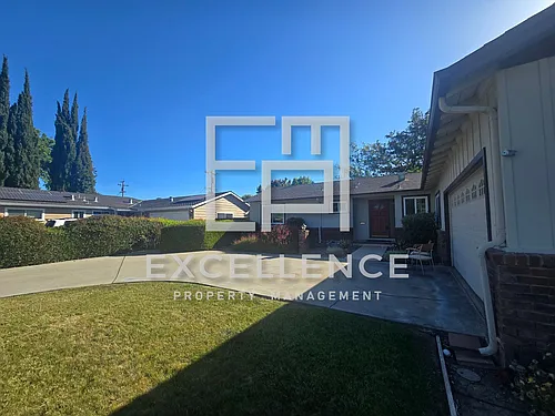 2276 Markham Ave Photo 1