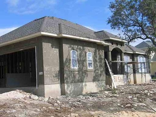 1st image of 811 SILENT HOLLOW
