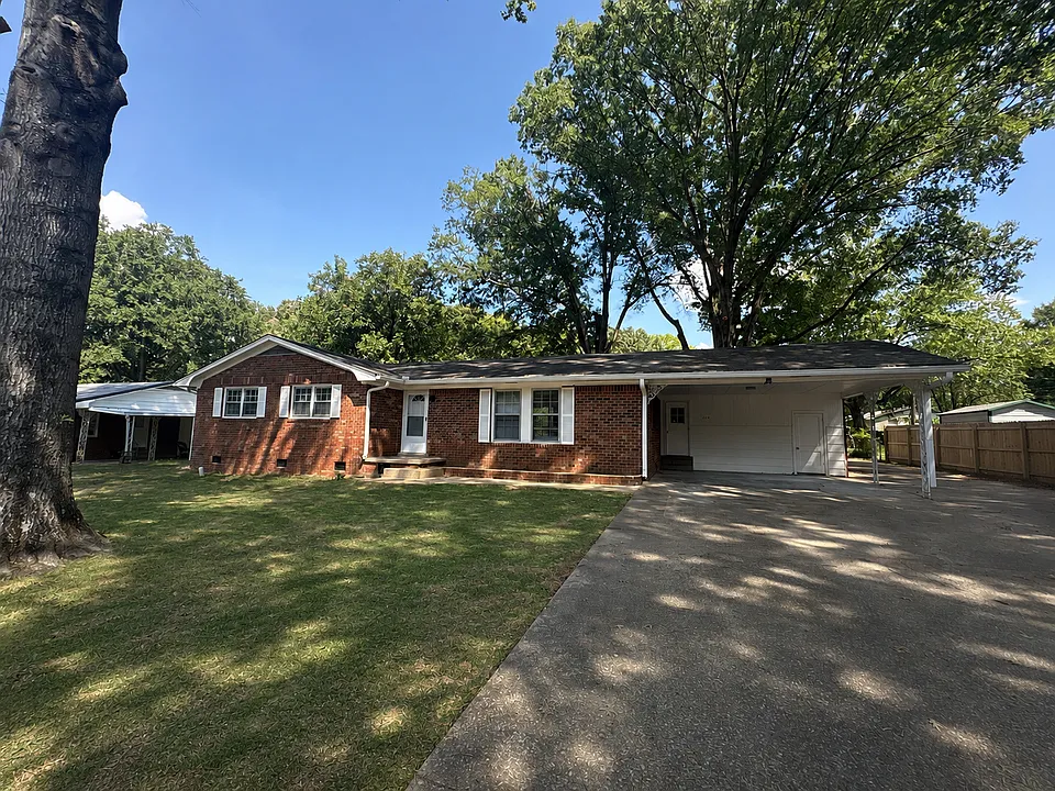 224 Ridgedale Dr
