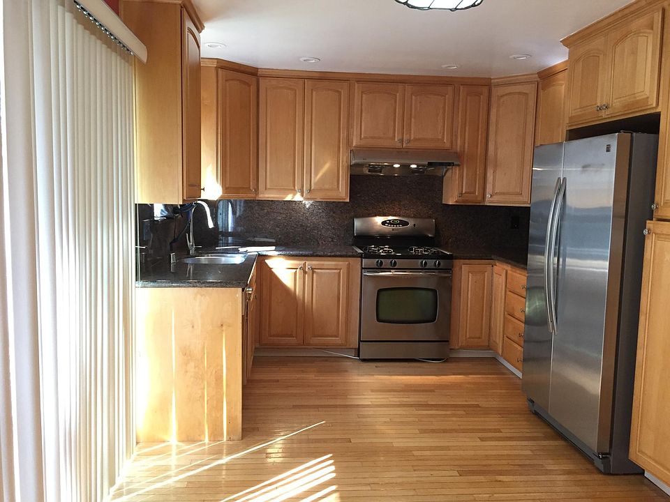 1st image of 3993 Starview Dr APT 1