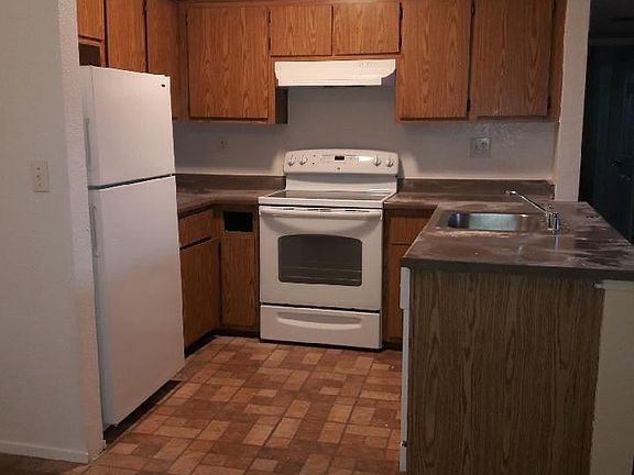 5th image of 3859 Annadale Ln APT 8