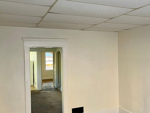 2nd image of 132 North9th St #4