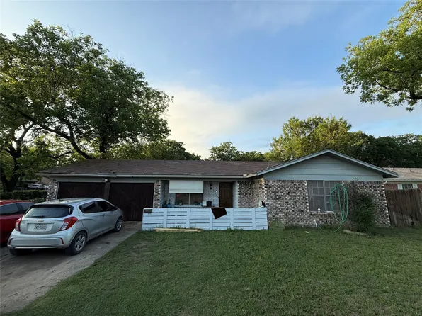 3501 Brambleton Pl, Forest Hill, TX 76119
