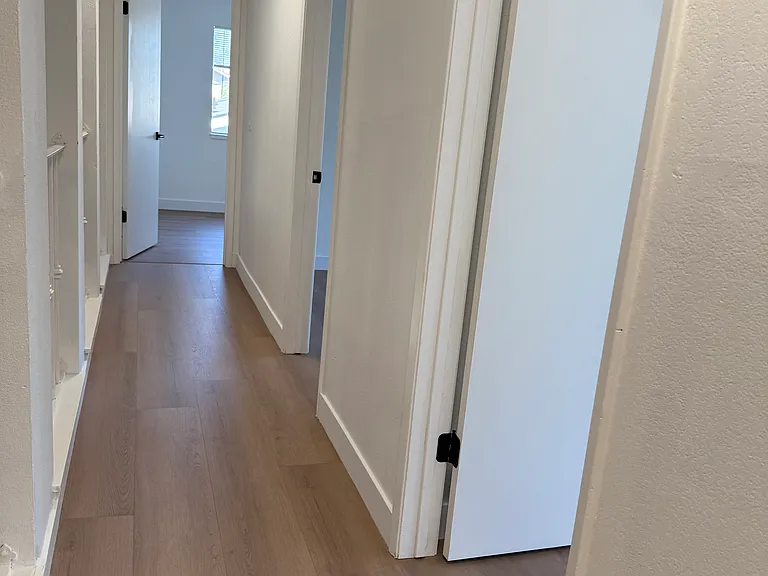 9116 Cornwall Dr — Photo 10