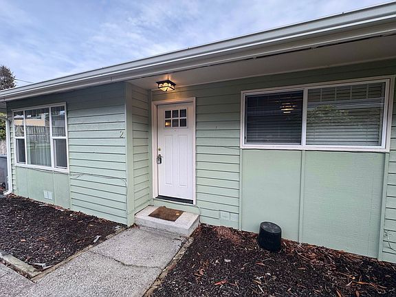 2nd image of 980 Klaskanine Ave #2