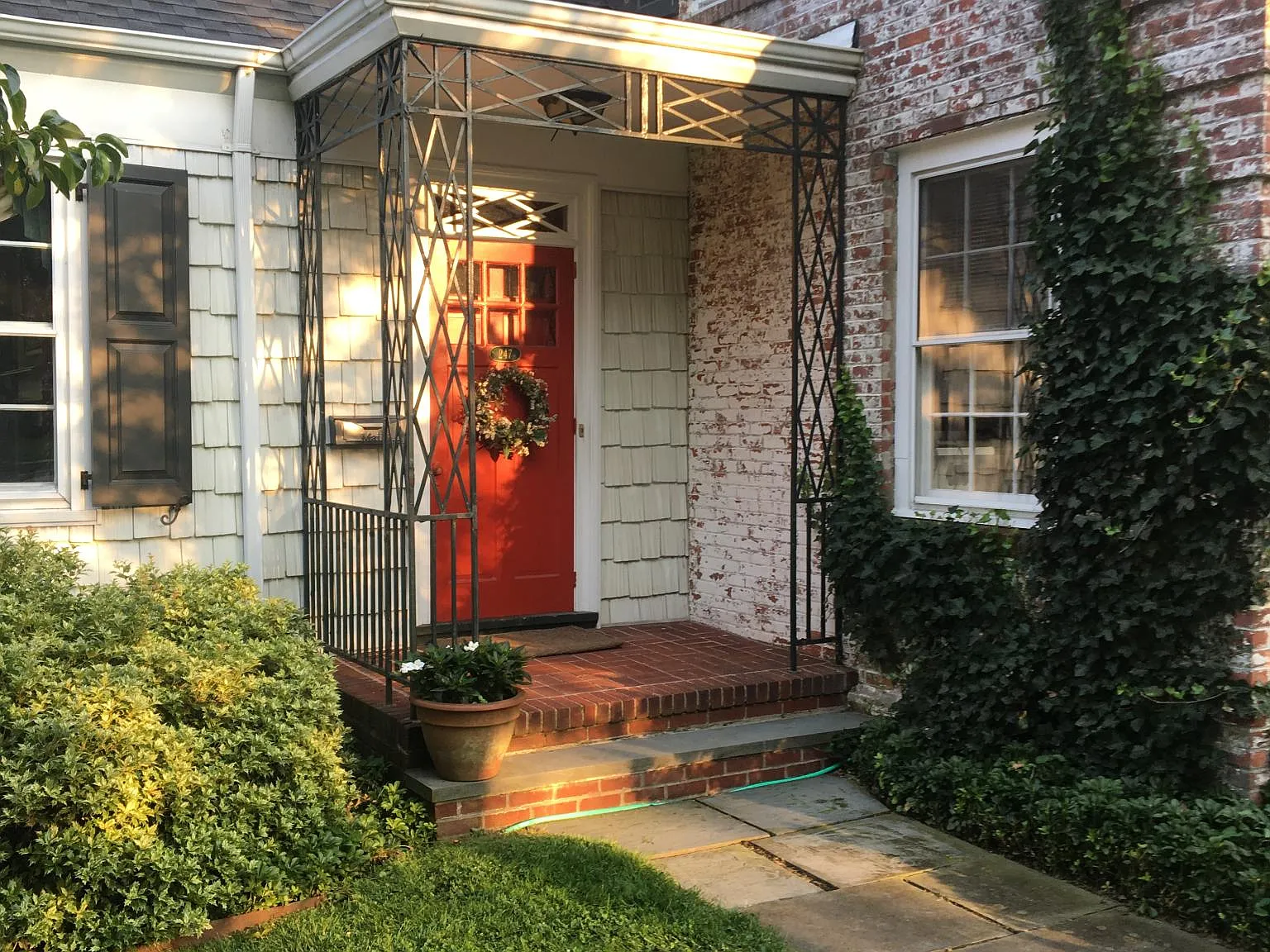 1 bed, $2,400 — Photo 2