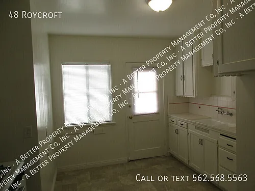 48 Roycroft Ave Photo 1