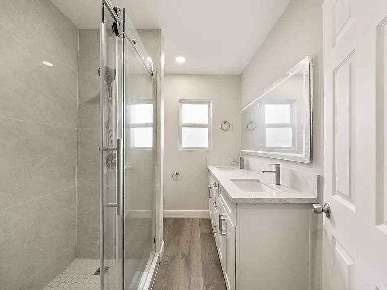 350 E Juanita Ave — Photo 30