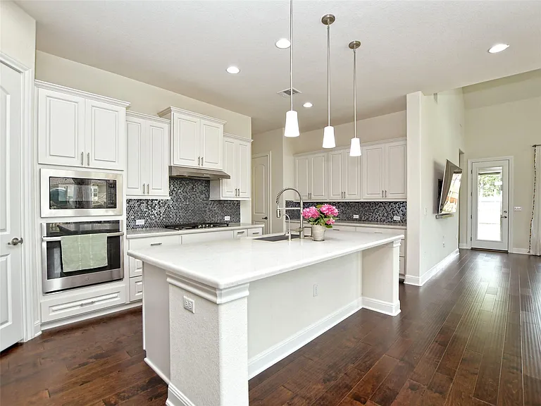 9703 Bayshore Bnd #81 — Photo 11