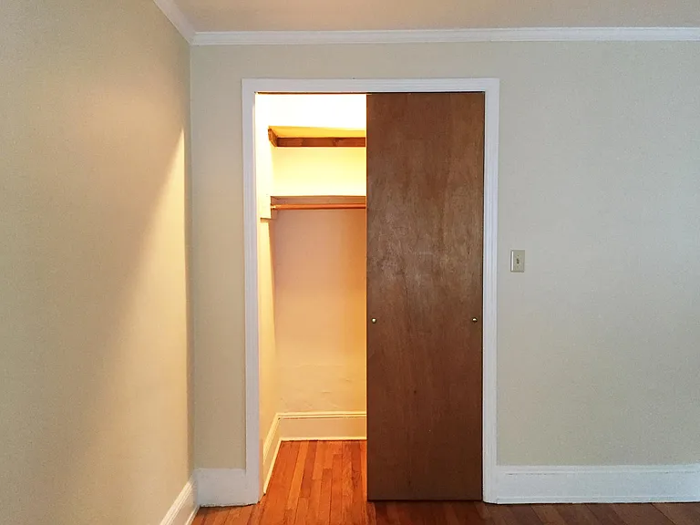 186 Seminary Ave #3 — Photo 8