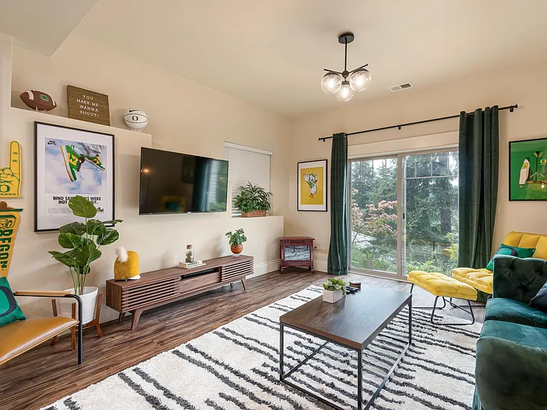 3623 University St — Photo 39
