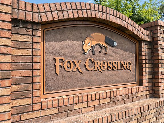 2nd image of 476 Fox Xing