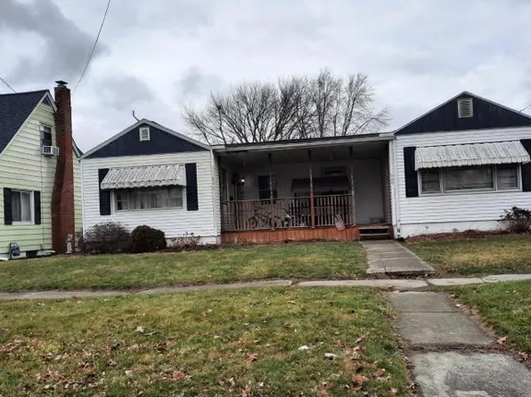 640 W Perry St, Bucyrus, OH 44820