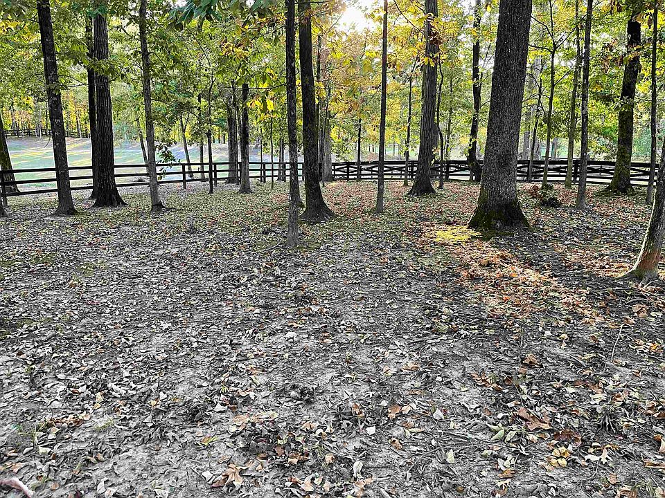1st image of 60 Canterbury Ln #15