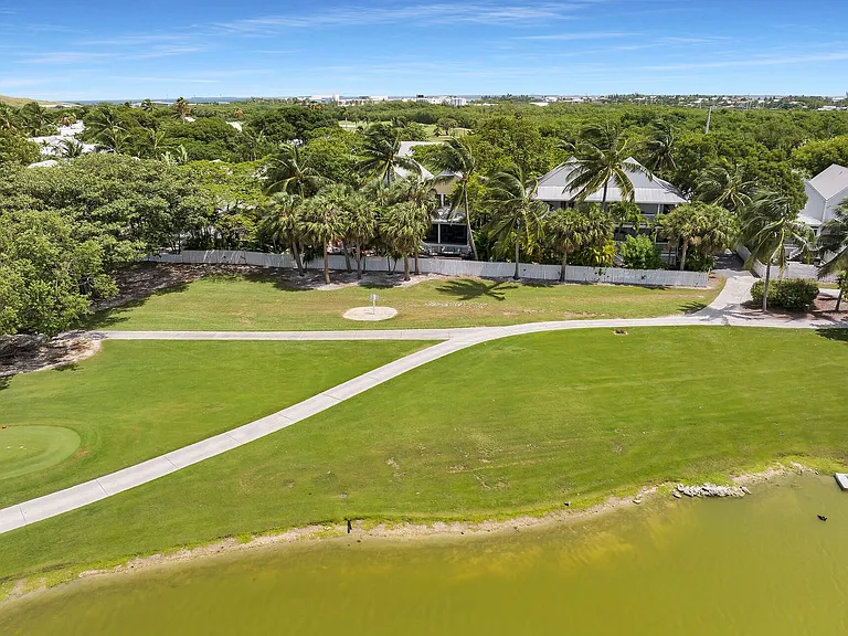 58 Golf Club Dr — Photo 38