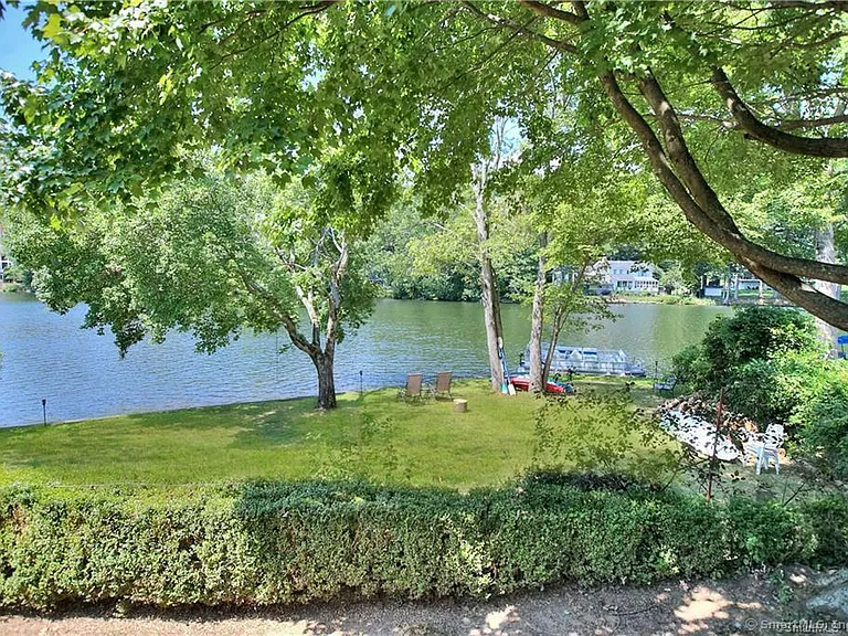 151 Sasapequan Rd — Photo 19