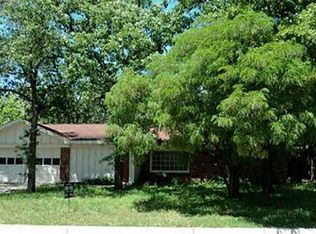 6405 Dovenshire Ter, Fort Worth, TX 76112