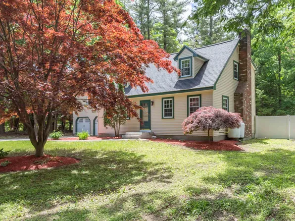 22 Vista Way, Merrimack, NH 03054